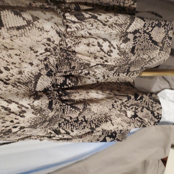 NWT Dex Clothing Snake Print light dress size XS - Picture 4 of 6